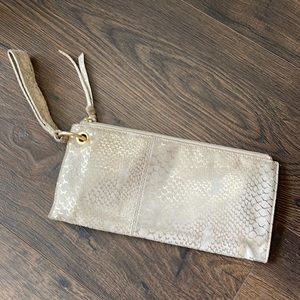 HOBO leather cream & gold wristlet wallet